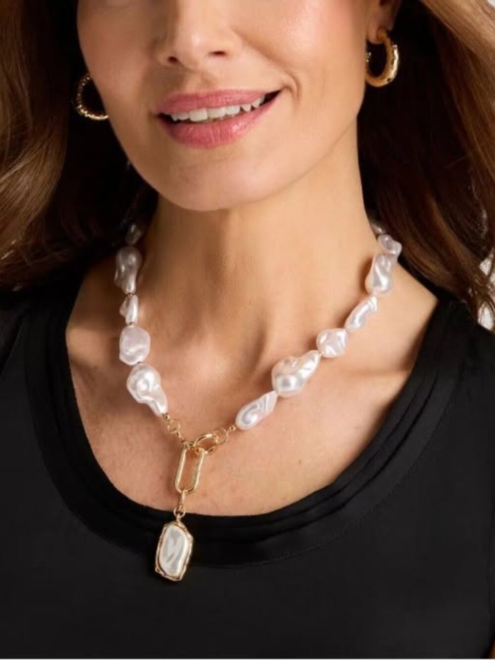 Nwt Chico’s Siren Faux pearl Y-Necklace.